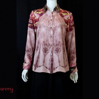 Silk shirt with betel leaves